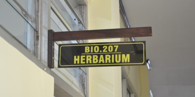 Papan Petunjuk Ruang Herbarium Malangensis